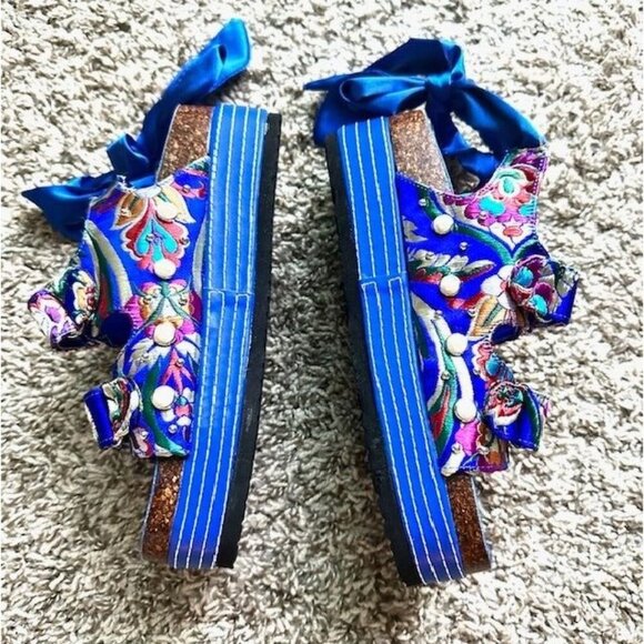 Azalea Wang NWOT Platform Hoop& Loop Ankle Wrap w/Rhinestones-Pearl Sandals 6.5 - Picture 3 of 6